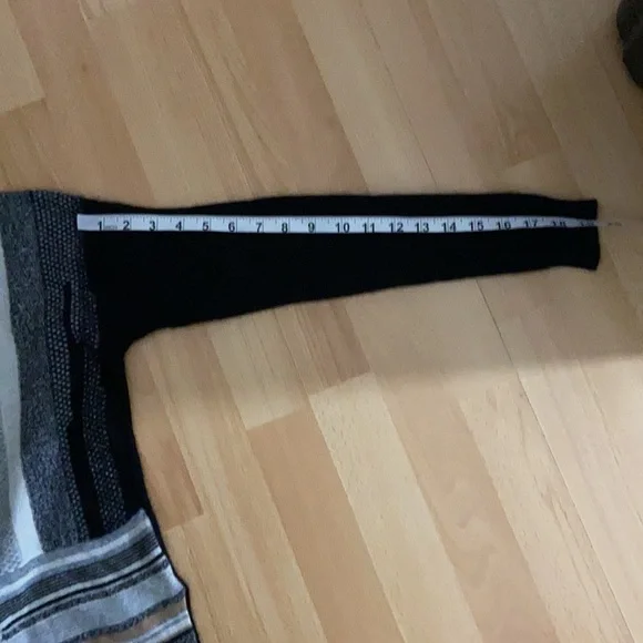 White +Warren - Picture 3 of 9